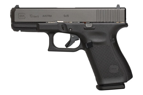 Glock 19 Gen5 9mm 15-Round Pistol with Night Sights